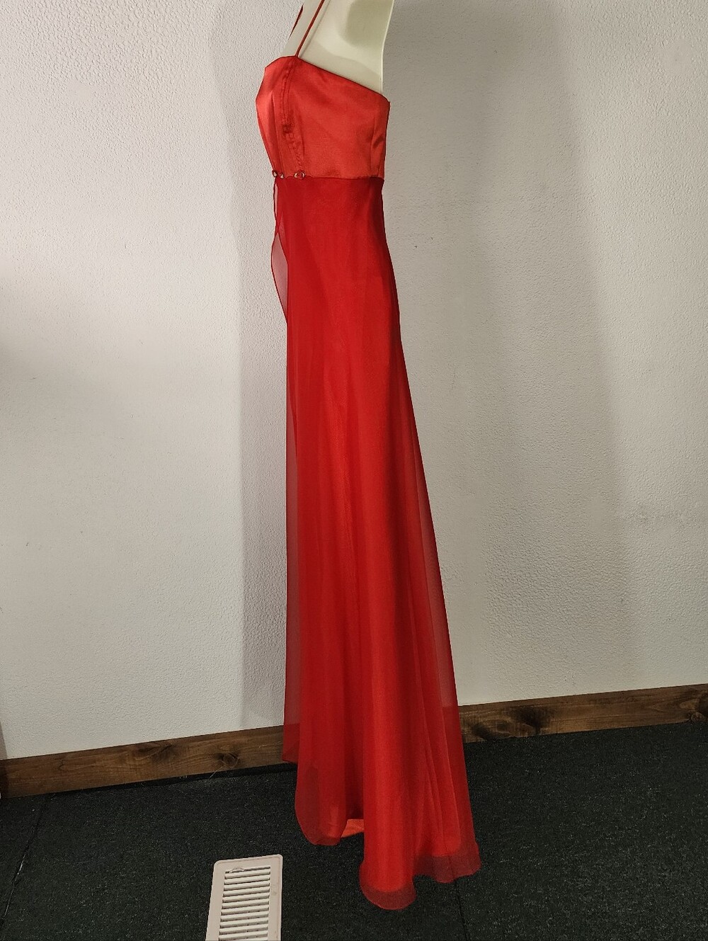 Milano Dress Spaghetti-Strap Rose Detail Full Length Formal Evening Red Size XL - Picture 7 of 17